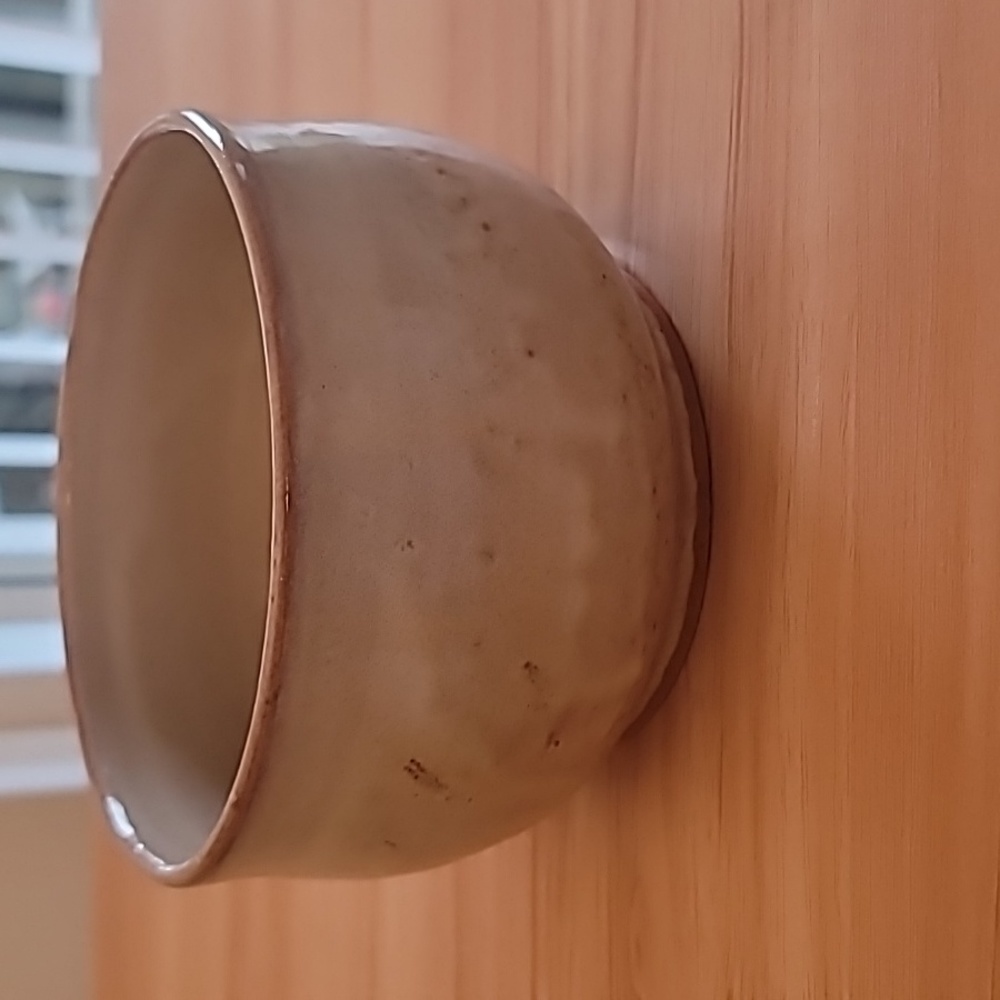 Ceramic pot